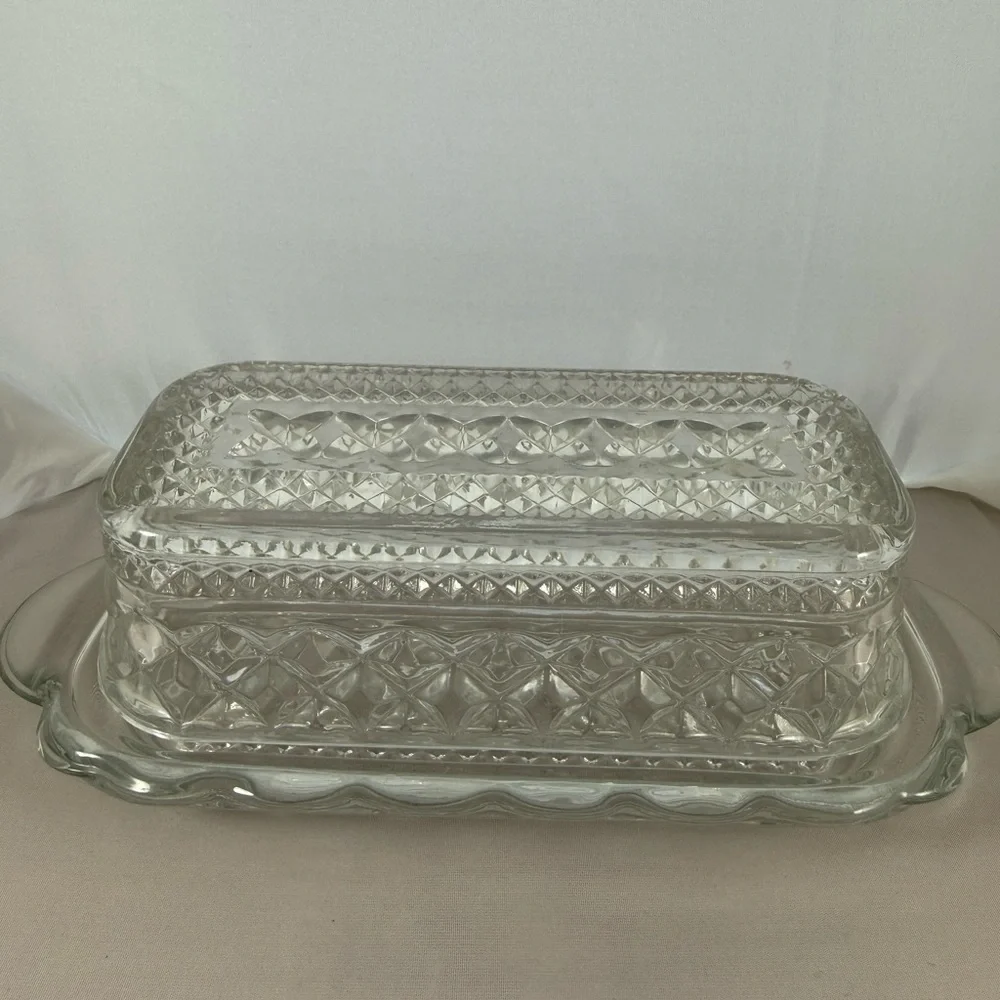 Vintage Butter Dish with Lid by Anchor Hocking- Wexford Diamond Pattern